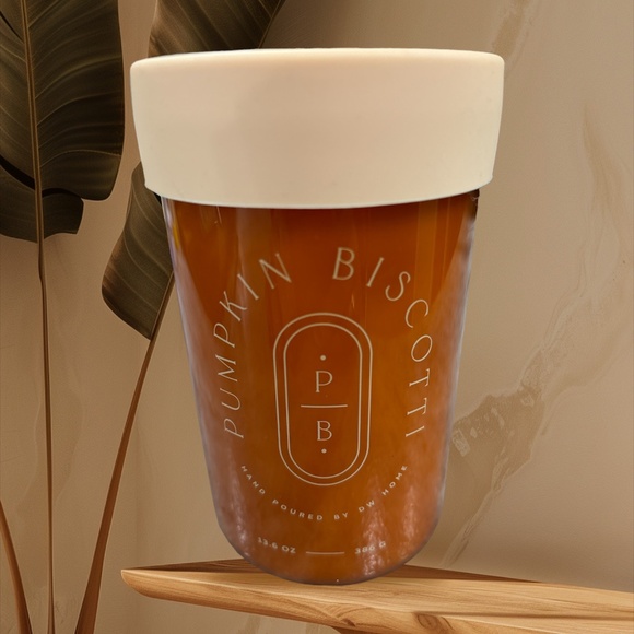 DW Pumpkin Biscotti Scented Candle 15.8 oz - Picture 1 of 5